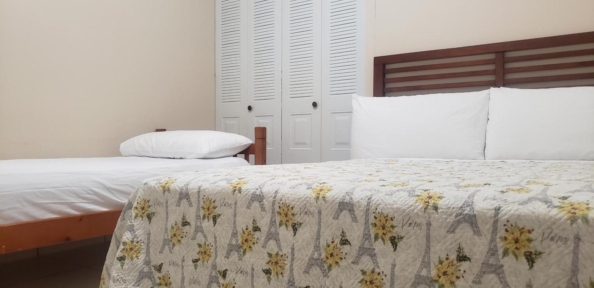 Discovery Beach Apartments أغوادا الغرفة الصورة